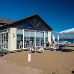 2051-New 3 Bedrooms On Golf